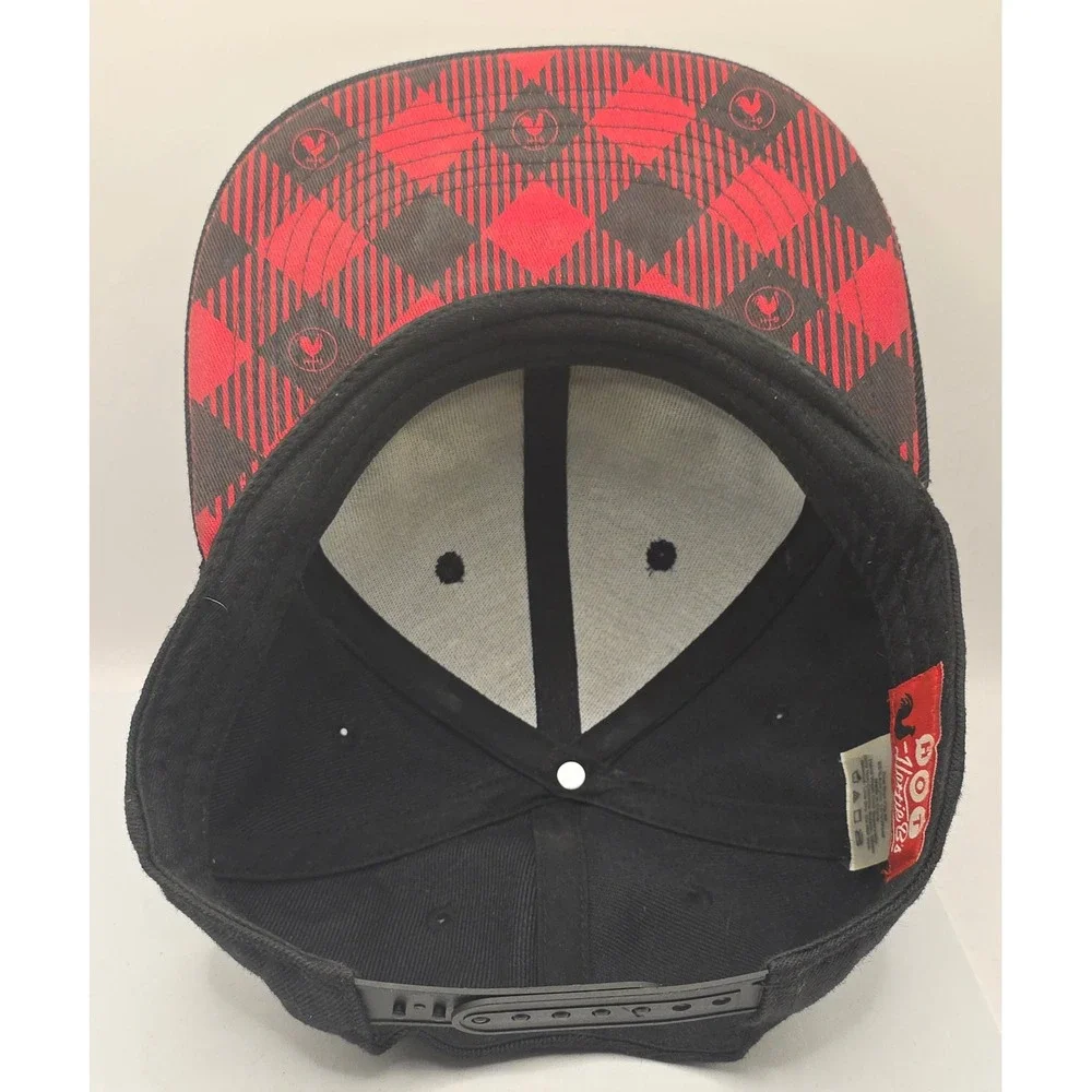 N/A statement headwear
